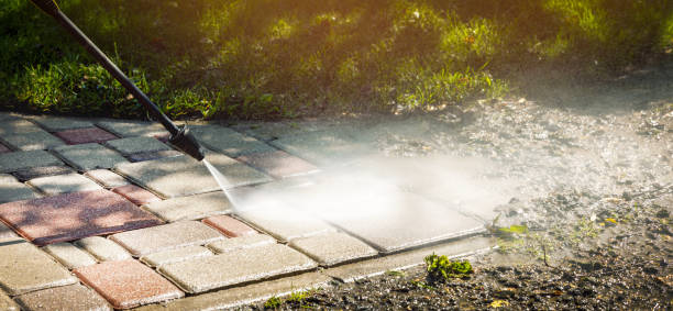 Best Graffiti Removal  in Russellville, AR